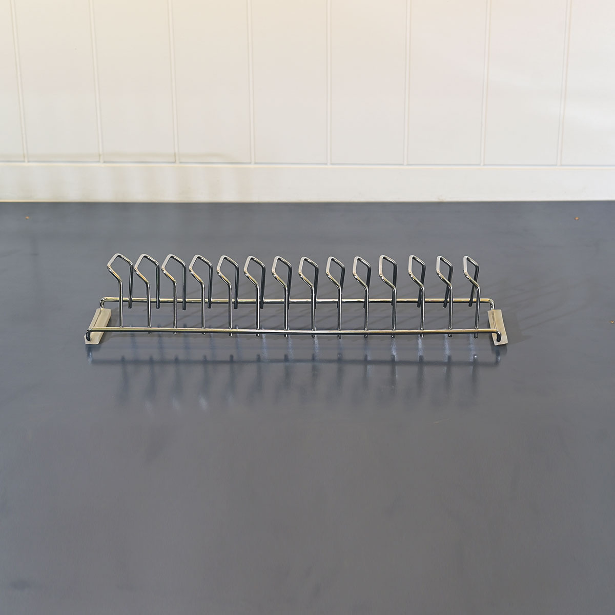 Plate & Saucer Stand - Kitchen Museum